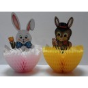 Decorazioni Pasquali - 2 conigletti in cartoncino con uovo in velina (23 X 17cm.) X
