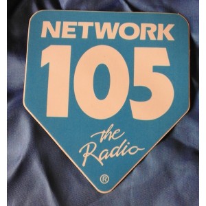 Adesivo  NETWORK  105 The Radio  Azzurro   (Vintage 11 X  10 cm. circa )