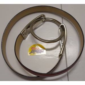 CINTURA  da  DONNA  in  PELLE  (usata /colore  rosso / gancio in metallo lucido)