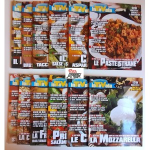 In TAVOLA - 12 riviste  allegate a  Sorrisi e Canzoni TV  anno 2001   come nuovo