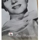 RITA  HAYWORTH  -   Foto  -  Cartolina  in  B/N      (nuova )