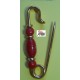 "SPILLA color ORO  con INSERTI in  LEGNO ROSSO "  ( pins   -  vintage)